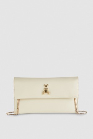 Patrizia Pepe Fly Leather Clutch Bag With Chain Bej | 236ELDWCT